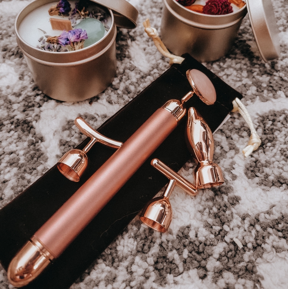 Jade face massager